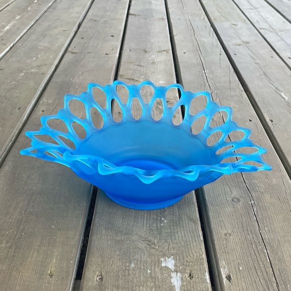 Westmoreland Glass Doric Open Lace Blue Satin Glass Console Centerpiece Bowl - Picture 3 of 15